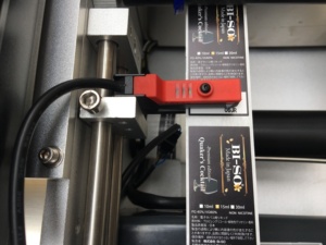 Machine d'étiquetage de bouteilles semi-automatique électrique, applicateur d'étiquettes pour bouteilles en PET, verre et plastique de qualité alimentaire, équipement d'étiquetage - Product Image 3