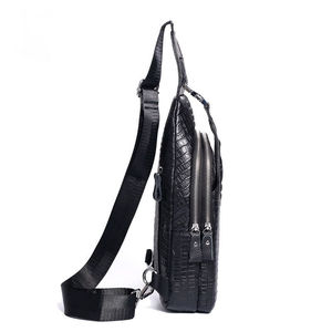 Sac bandoulière multifonctionnel en cuir de vache véritable Andong à motif crocodile pour homme – Sacoche de poitrine tendance pour voyage - Product Image 4