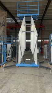 छोटी इलेक्ट्रिक लिफ्ट तालिका एल्यूमीनियम एकल मस्तूल हवाई काम बिजली लिफ्ट मंच के लिए रखरखाव - Product Image 2