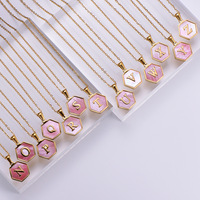 Bijoux tendances en acier inoxydable 26 A-Z cadeaux pour femmes pendentif à breloque hexagonale collier ras du cou lettre anglaise