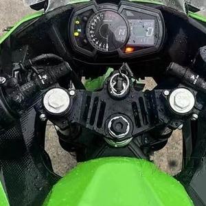 XXUN <span class=keywords><strong>prix</strong></span> de gros haut de moto Triple pince panneau de support de fourche supérieure Triple pince fourche pour Kawasaki Ninja400 <span class=keywords><strong>Z400</strong></span> 2018-2023 - Product Image 2