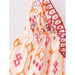 เสื้อยืดคอวีปักลูกปัดพิมพ์ลายแฟชั่นสำหรับผู้หญิง - Product Image 3