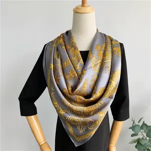 Хит продаж, серебристо-серый шелковый шарф с принтом в виде каретки, женский весенний и осенний атласный квадратный шарф, шелковый шарф, шаль
