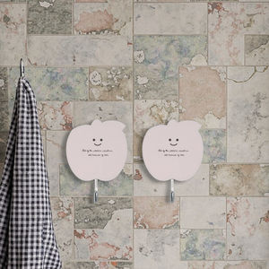 MONR Ensemble de patères multifonctions en métal Outil de suspension auto-adhésif en forme de pomme avec boîte emballée - Product Image 2