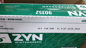 Encendedor clásico COOL MINT 6mg estilo plástico y accesorio para fumar - Product Image 3