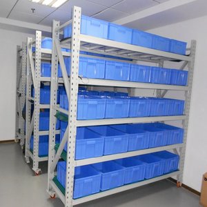 Scaffalature a Campata Lunga per Magazzino Industriale, <span class=keywords><strong>Scaffali</strong></span> per Stoccaggio Pesante in Metallo, Originale Nero <span class=keywords><strong>con</strong></span> <span class=keywords><strong>Copertura</strong></span> Bianca e Blu - Product Image 2