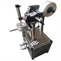 Machine d'emballage verticale semi-automatique Yingyixin YN-810 pour le thé, avec moteur, capacité de 8 à 10 pièces/minute, garantie 1 an, 220V