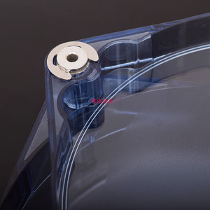 Caja de cebo no magnética portátil con tracción magnética de doble cara para silla de pesca, material PP, venta al por mayor de artículos de pesca - Product Image 1