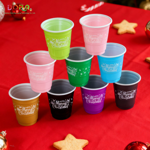 Giáng sinh theo chủ đề dùng một lần Ly Nhựa Tùy chỉnh màu đỏ bên ly 2oz với logo số lượng lớn chương trình khuyến mãi cho các sự kiện kỳ nghỉ PS chất liệu - Product Image 5