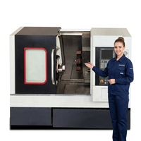 Torno CNC de Bancada Inclinada Horizontal de Alta Precisión TCK50 con Sistema de Control GSK, Mandril Hidráulico Automático y Contrapunto