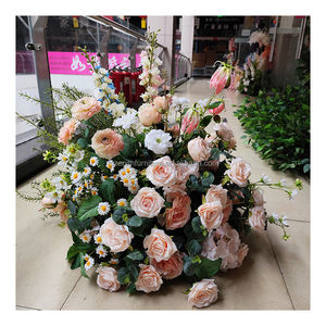 Prix <span class=keywords><strong>de</strong></span> gros Soie artificielle <span class=keywords><strong>Gerbera</strong></span> marguerite Bouquet <span class=keywords><strong>de</strong></span> fleurs Marguerite artificielle Boule <span class=keywords><strong>de</strong></span> fleurs Pièce maîtresse <span class=keywords><strong>de</strong></span> mariage Soie Roses Feuilles - Product Image 1
