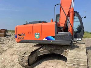 Excavadoras Hitachi ZX200 Usadas de 20 Toneladas, Excavadora de Orugas de Segunda Mano, Componente Principal del Motor Disponible para la Venta - Product Image 3