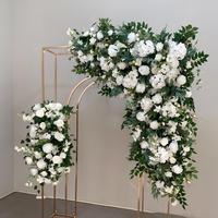 Arche de fleurs artificielles blanches et vertes faites à la main, arrangement floral de roses et d'hortensias pour la décoration d'événements de mariage en intérieur et en extérieur