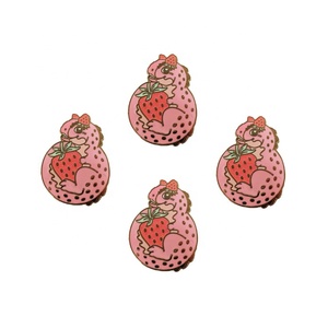 تصميم دبوس معدني مطلي بالمينا لشخصية الوحش ذو العين الواحدة وحرساته من الأنمي - Product Image 3