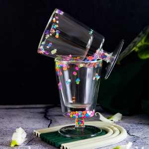 Romantico amorevole tazze dolci regalo per <span class=keywords><strong>san</strong></span> <span class=keywords><strong>valentino</strong></span> doppia parete tazze di vetro con puntini e stelle otturazioni caffè latte bicchieri di vino - Product Image 4