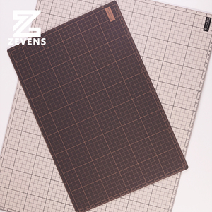 Tapetes de Corte de PVC con Escalas, También Conocidos como Tablas de Cortar o Cuchillos para Tapetes, Disponibles en Varios Tamaños como A5, <span class=keywords><strong>A4</strong></span>, <span class=keywords><strong>A3</strong></span> y <span class=keywords><strong>A2</strong></span> - Product Image 1