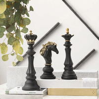 Nouvelles figurines d'échecs nordiques transfrontalières en résine souple 3D écologique, artisanat d'art, figurines de roi, cheval de guerre et reine pour Noël