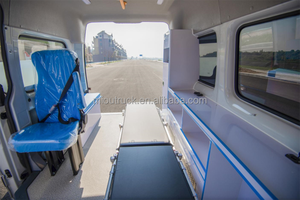 Transfert de sauvetage d'urgence d'hôpital mobile 4X2 Diesel Euro 6 Ambulance de transmission de <span class=keywords><strong>niveau</strong></span> d'émission 6MT - Product Image 6