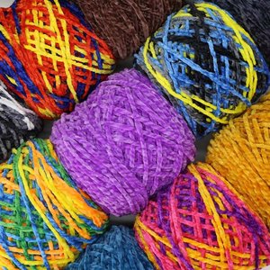 100% Polyester Grob glänzendes Samtgarn Recyceltes Häk elgarn zum Weben für Hakens chuhe Decken Mehr - Product Image 6