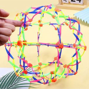 Magic Stretch Ball Toy Deformable Flower Ball Expandable Contractible Elastic <b>Outdoor</b> Catch <b>Throw</b> Ball Educational Fidget Toy - Product Image 4