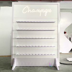 LEDA Nouveau design populaire, support mural en PVC blanc pour verres à champagne, décoration murale pour mariage et événements - Product Image 1