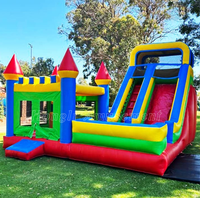 Château gonflable commercial en PVC, design populaire et nouveau, avec toboggan et parcours d'obstacles, taille/couleur personnalisable, logo sur mesure