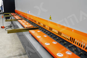 SMAX QC12K 4000mm X 4mm <span class=keywords><strong>Cisaille</strong></span> à poutres entièrement automatique en acier inoxydable pour tôles, <span class=keywords><strong>cisaille</strong></span> à noyaux de roulement - Product Image 4