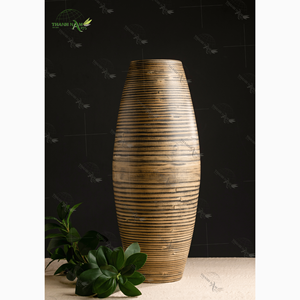 Nouveauté Produit Intérieur Antique Classique Vase En Bambou Avec Des Veines Décor pour Fleur Minimaliste Bambou Mat - Product Image 3