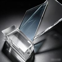 Trophée en cristal taillé géométriquement, souvenir en cristal vierge personnalisable pour les récompenses d'entreprise et sportives