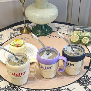 Tazze da Caffè da 480ml all'Ingrosso con Coperchio e Cannuccia, Thermos in Acciaio Inox per Bevande Calde e Fredde, Acqua, Tè, Latte, per Ufficio e Attività all'Aperto - Product Image 1