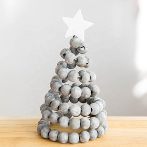 Décoration <span class=keywords><strong>de</strong></span> noël <span class=keywords><strong>scandinave</strong></span> faite à la main <span class=keywords><strong>de</strong></span> qualité supérieure ornements d'arbre en <span class=keywords><strong>bois</strong></span> décor <span class=keywords><strong>de</strong></span> noël nordique moderne 2025 accessoires <span class=keywords><strong>de</strong></span> maison <span class=keywords><strong>de</strong></span> vacances - Product Image 6