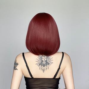 Perruque pré-épilée en gros, courte et bouclée, avec frange, longueur épaules, tendance, best-seller, perruque pour femmes - Product Image 1