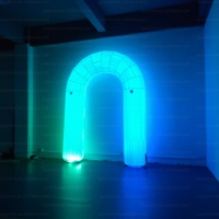 Arche gonflable interactive à LED, tunnel lumineux coloré pour événements immersifs, événements sur les réseaux sociaux, concerts en plein air, fêtes