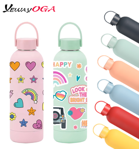 Bouteille d'eau portable YEWAYOGA, gourde isotherme sous vide portable certifiée FDA, très vendue, pour la course et l'exercice - Product Image 1