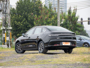 2024比亚迪Chazor 05驱逐舰05 DM-i插电式混合动力电动轿车荣耀版尊贵型120公里版左转向 - Product Image 3