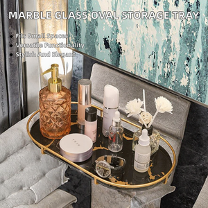 Plateau de service en verre et métal ovale avec un design minimaliste pour la garde-robe et l'utilisation alimentaire - Product Image 2