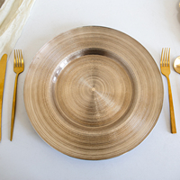Assiette de service en verre texturé doré ZK260096, assiette ronde moderne à bordure filetée, assiette décorative pour la mise en place de la table