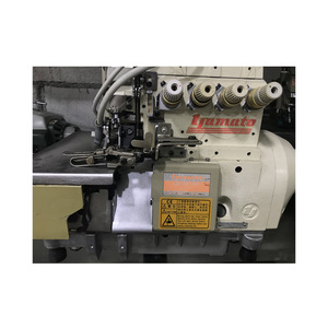 Yamato CZ6020 <span class=keywords><strong>de</strong></span> <span class=keywords><strong>segunda</strong></span> <span class=keywords><strong>mano</strong></span> cuatro hilo máquina <span class=keywords><strong>de</strong></span> <span class=keywords><strong>coser</strong></span> overlock utilizado para hacer camisas - Product Image 1