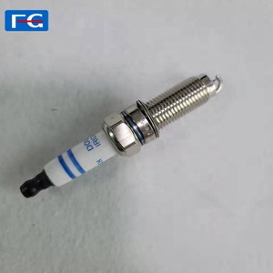 Bougies d'allumage en <span class=keywords><strong>iridium</strong></span> de qualité supérieure pour voitures à essence neuves ZR6SII3320 7430 Pièces de moteur automobile - Product Image 4