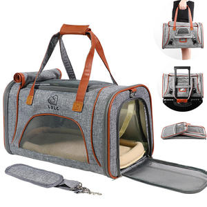 Vente en gros de petit sac de transport <span class=keywords><strong>portable</strong></span> transparent pour animaux de compagnie sac à dos pliable extérieur respirant pour chien avec fermeture éclair chat de voyage à la mode - Product Image 3