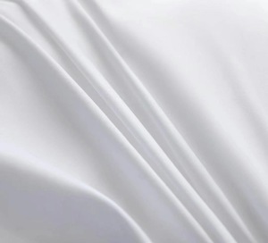 Vải cotton pha poly 50/50, 200TC, màu trắng, chất liệu percale, dùng cho bộ đồ giường khách sạn, bán sỉ, đóng cuộn - Product Image 3