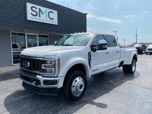 Camioneta <span class=keywords><strong>Ford</strong></span> F-450 Super Duty FWD Turbo Usada en Buen Estado, con Volante a la Izquierda, Interior Claro y Tapicería de Cuero, al Mejor Precio - Product Image 6