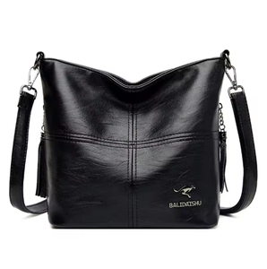 Sac à main élégant pour femme en PU. Avec des motifs géométriques et conçu par un designer de luxe.0590 - Product Image 2