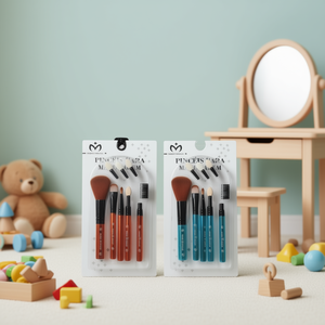 Makeup Brushes 8Pc Set With Card Holder For Facial Application - Product Image 3