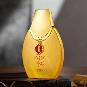 Kiss Me Profumo Spray Leggero Eau De Parfum Floreale Fruttato Arabo Mediorientale a Lunga Durata per Donna - Bestseller - Product Image 2