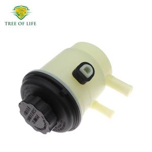Réservoir de liquide de direction assistée Tree Of Life 57150-1G000 pour Hyundai Accent KIA Rio Rio5 1.6L en plastique - Product Image 2