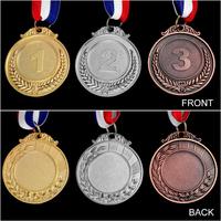 Médaille de cadeau unique personnalisée de haute qualité Médaille de récompense de forme spéciale de conception de karaté 3D Fabriqué en Chine Matériau métallique