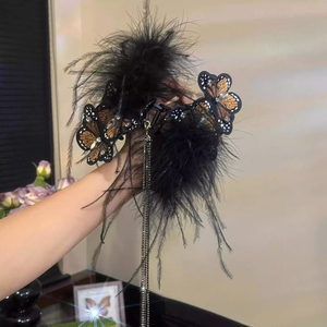 Pince à Cheveux Papillon en Plumes Noires Élégante et Tendance 2026 – Luxe Léger et Mode Féminine – Nouveauté Très Vendue - Product Image 6