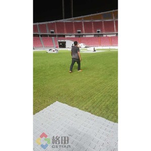 Tùy chỉnh chống trượt ngoài trời cỏ thảm nhựa lồng vào nhau đám cưới Lều sàn hệ thống Turf bảo vệ Mat thiết kế đồ họa - Product Image 5