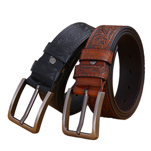 Ceintures en cuir de vachette vintage marron de créateur avec boucle carrée, écologiques et respirantes pour hommes - Product Image 1